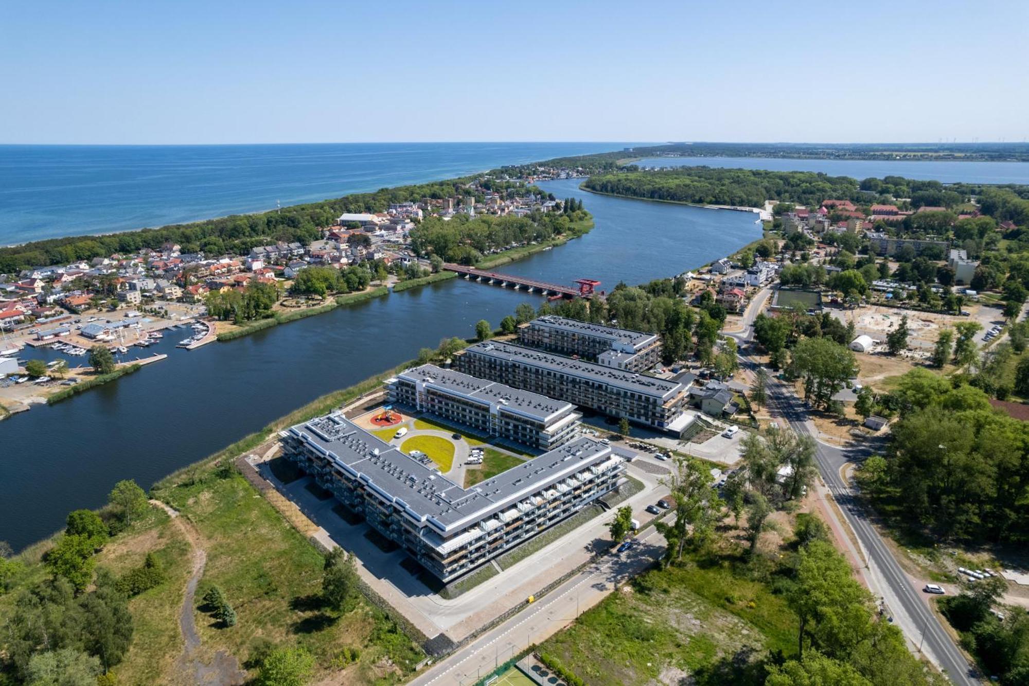 Dziwnow Luxurious Apartment No1 By The River By Renters Prestige Esterno foto