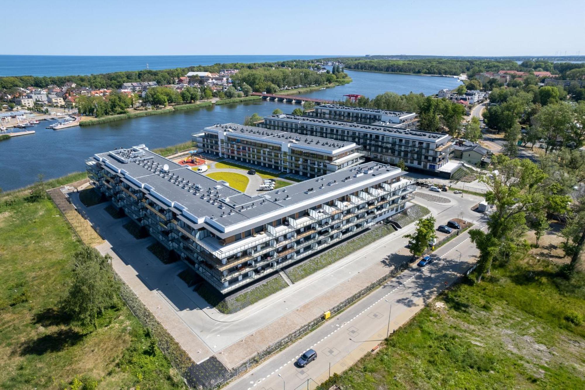Dziwnow Luxurious Apartment No1 By The River By Renters Prestige Esterno foto