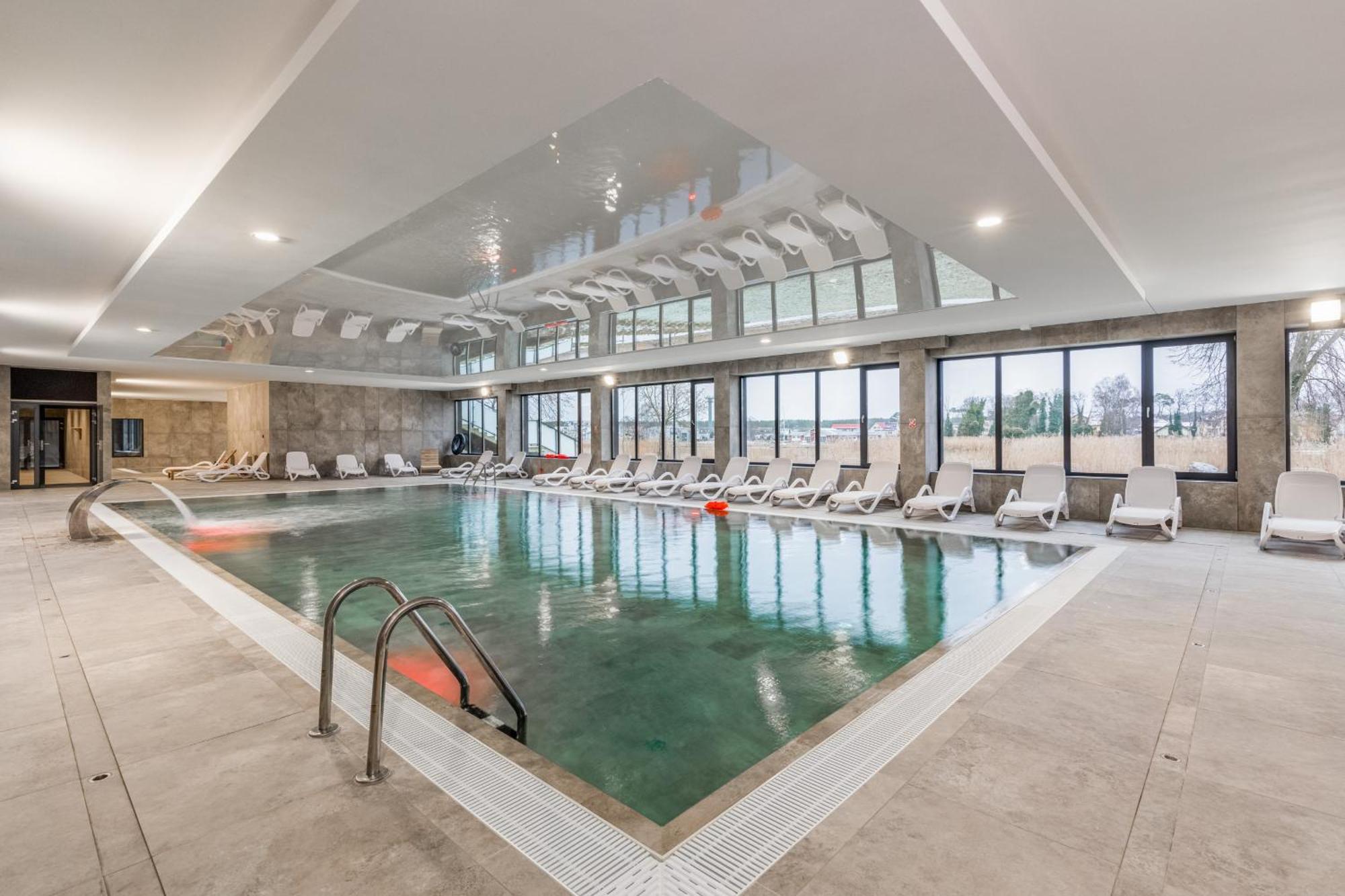 Dziwnow Luxurious Apartment No1 By The River By Renters Prestige Esterno foto
